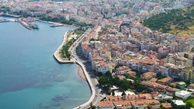 Dikili Dikili
