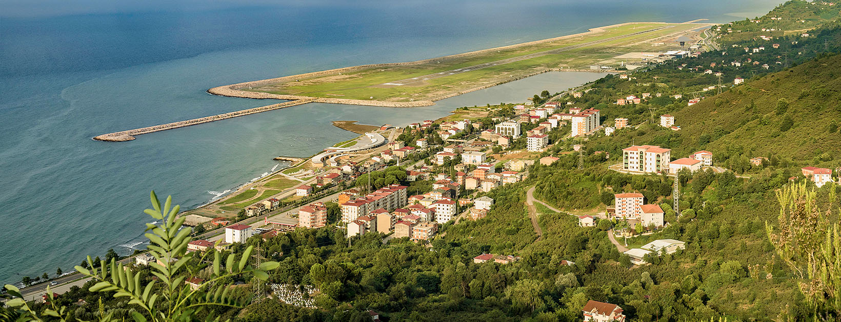 Gülyalı Gülyalı